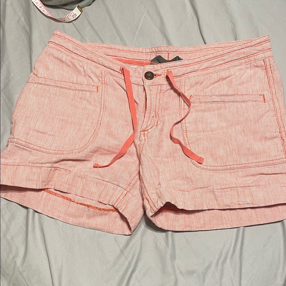 The North Face Women's Coral Cargo Shorts